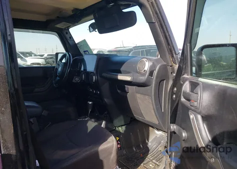 2013 Jeep Wrangler Unlimited Sport из США, поврежденный, VIN 1C4BJWDG9DL569109